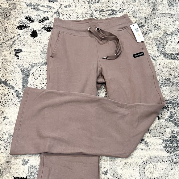Calvin Klein Pants - NWT Calvin Klein Sweatpants